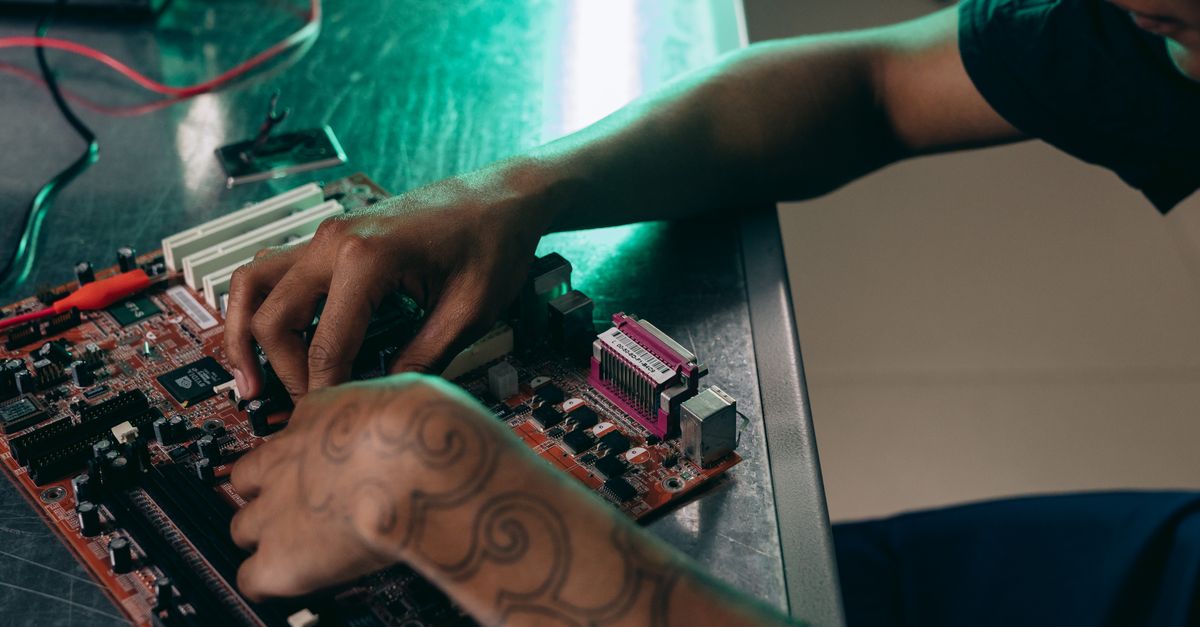 Expert Techniques for Hard Drive Data Restoration